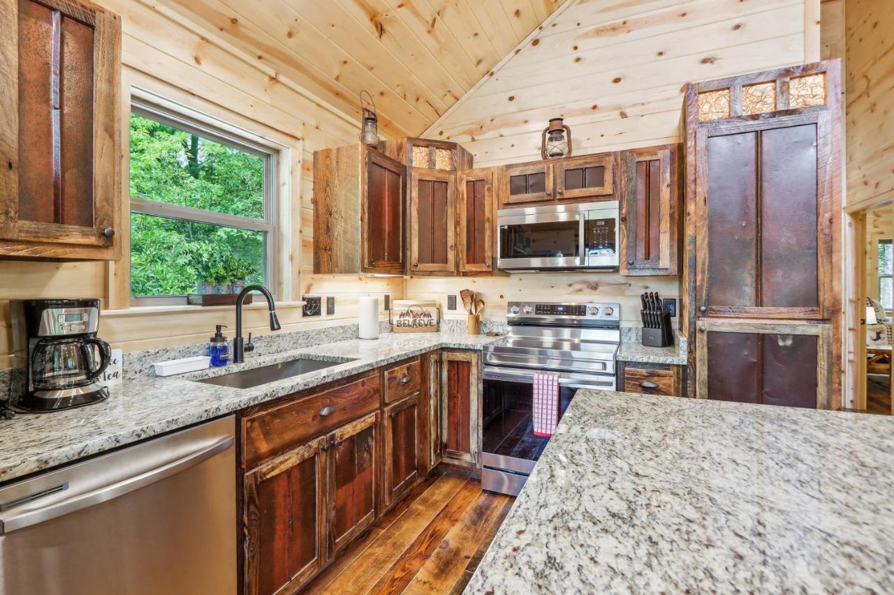 Private Murphy Cabin Rental With Wraparound Porch! Exterior photo
